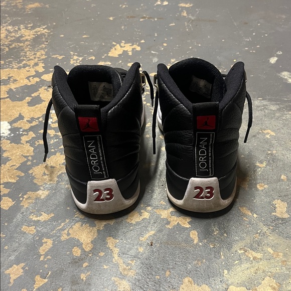 Jordan 12 - Picture 3 of 5